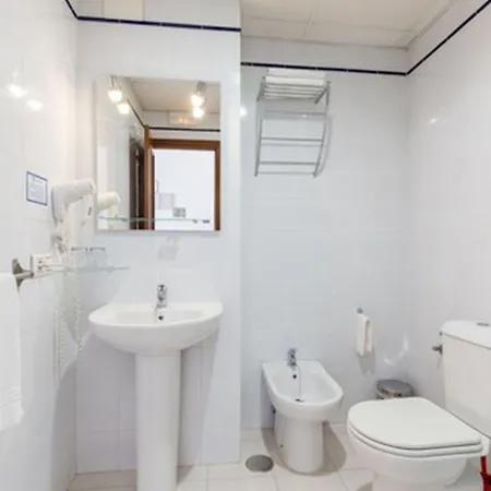 Candisol Cozy Hotel