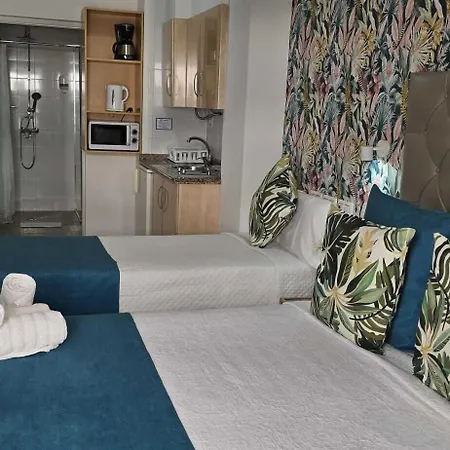 Candisol Cozy Hotel 2*